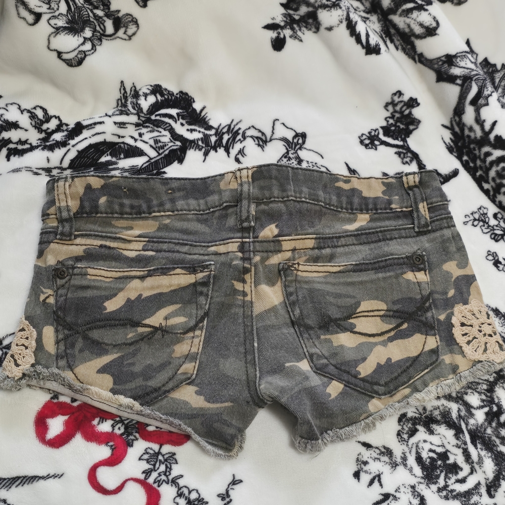 Mudd Camo Jean Shorts